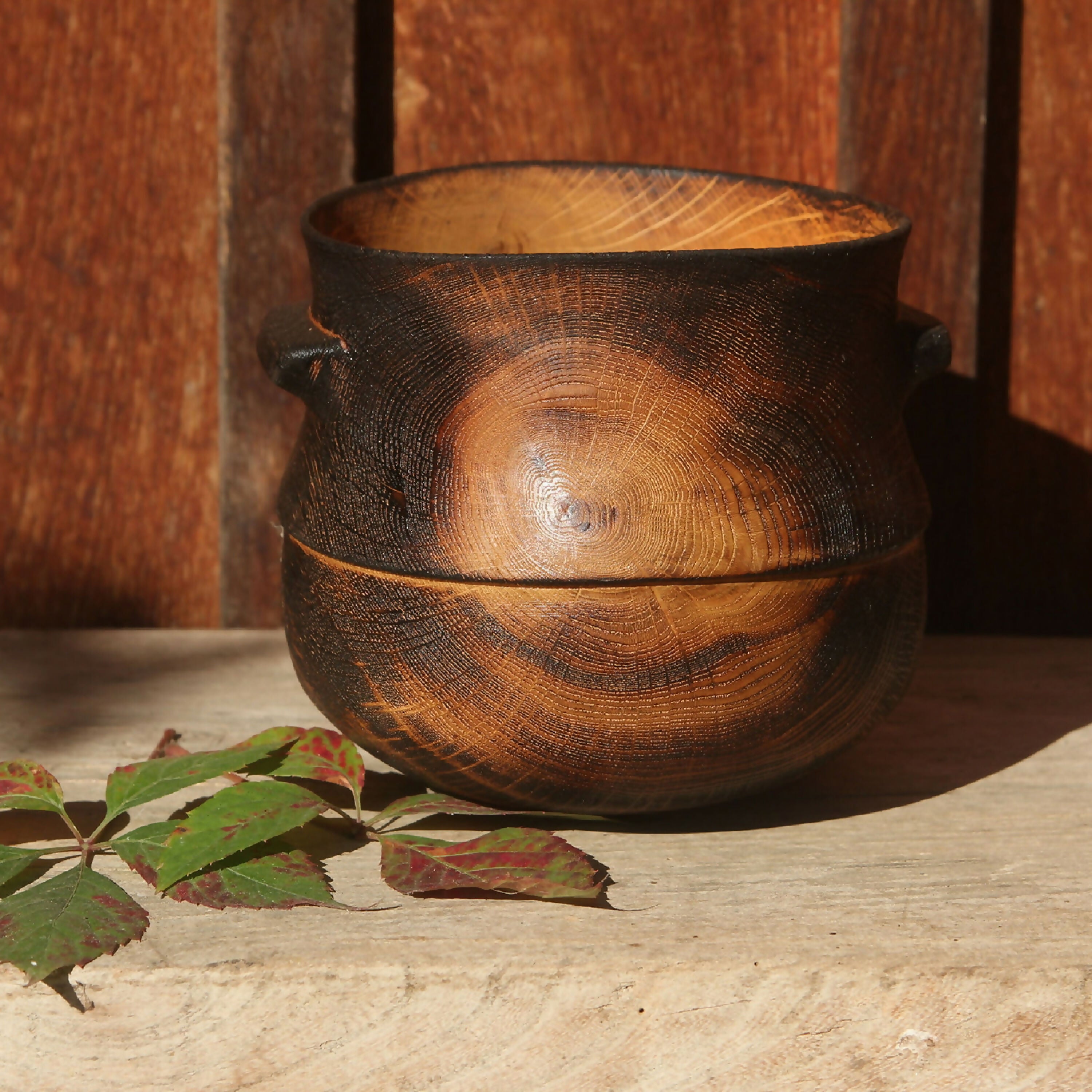 Pot en chêne brulé - Collection bois vert | EMPREINTES Paris