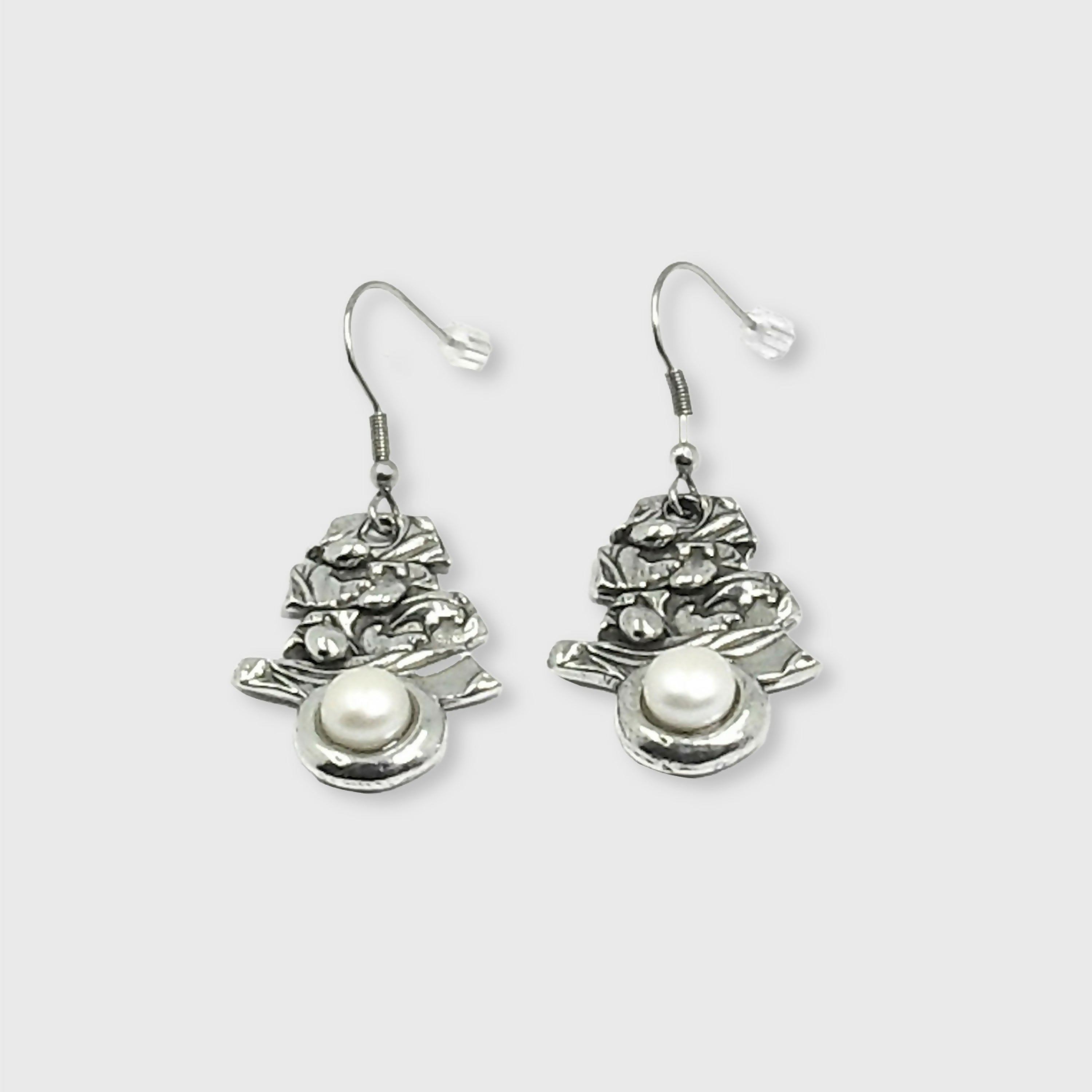 boucles_doreilles_etain_et_perles_deau_douce_bijoux_christine_philippe copie | EMPREINTES Paris