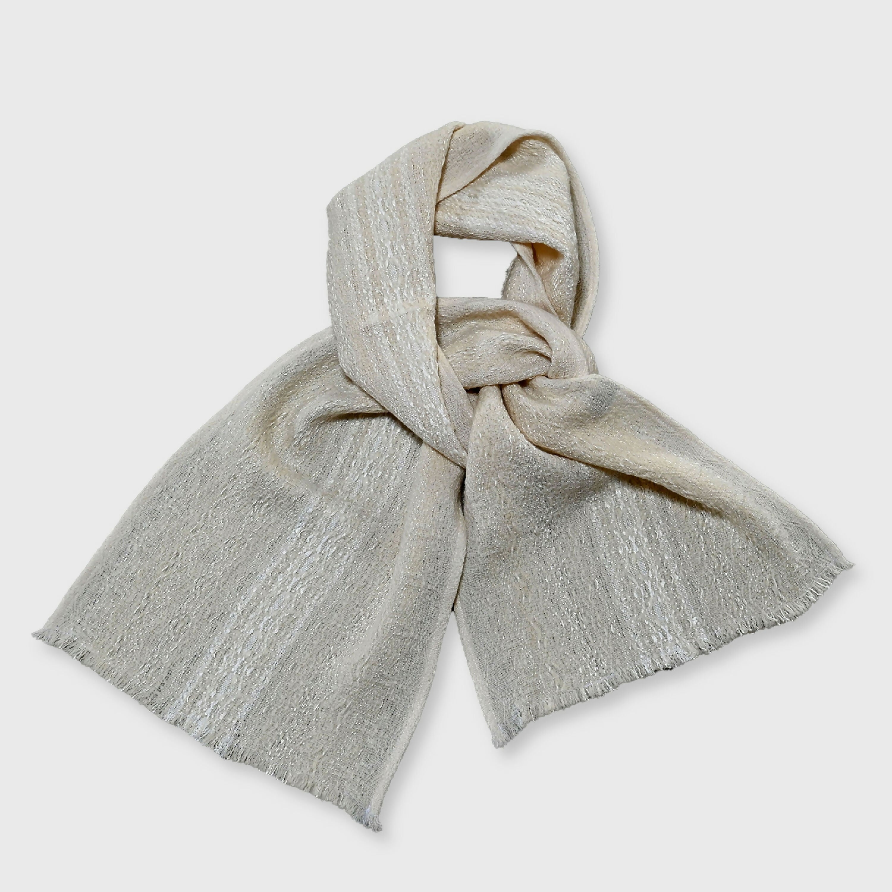 echarpe_blanc_ivoire_creation_tissages_francois_vieillard copie | EMPREINTES Paris