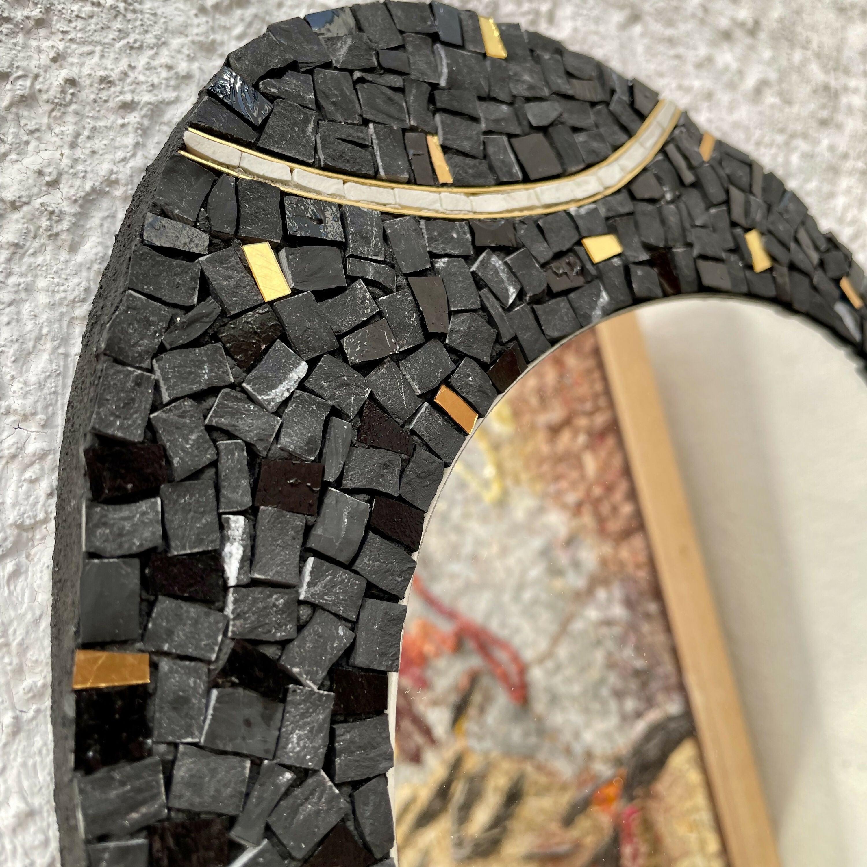 miroir_en_mosaique_galet_guislaine_carrier copie | EMPREINTES Paris
