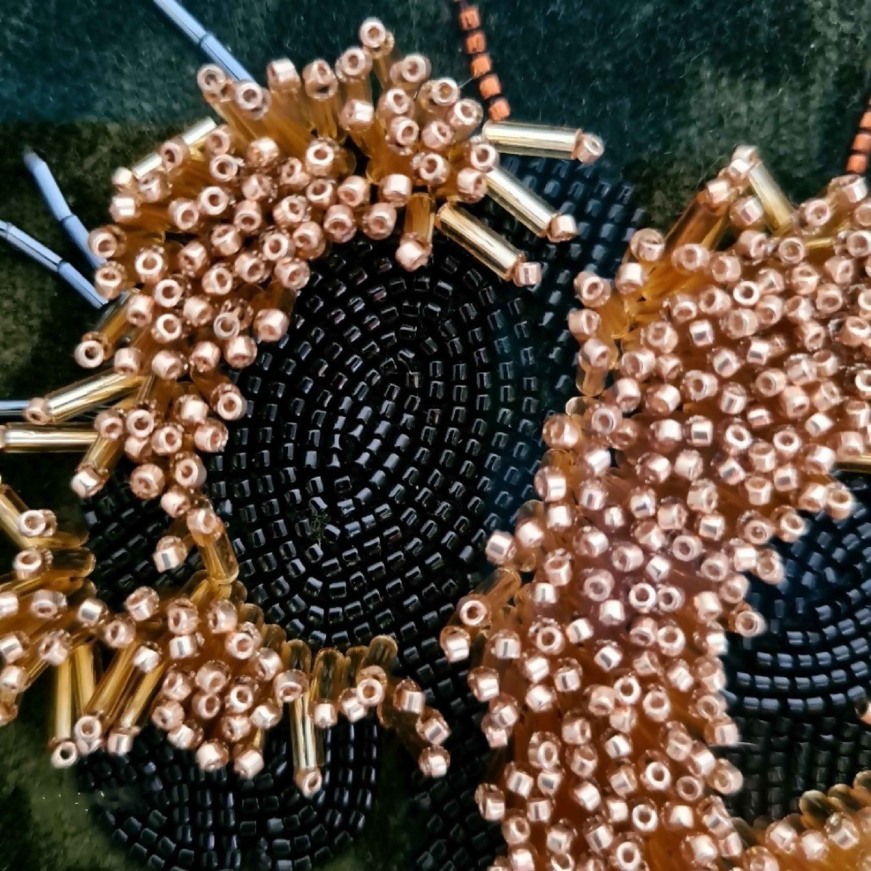 Tableau brodé Miel | EMPREINTES Paris