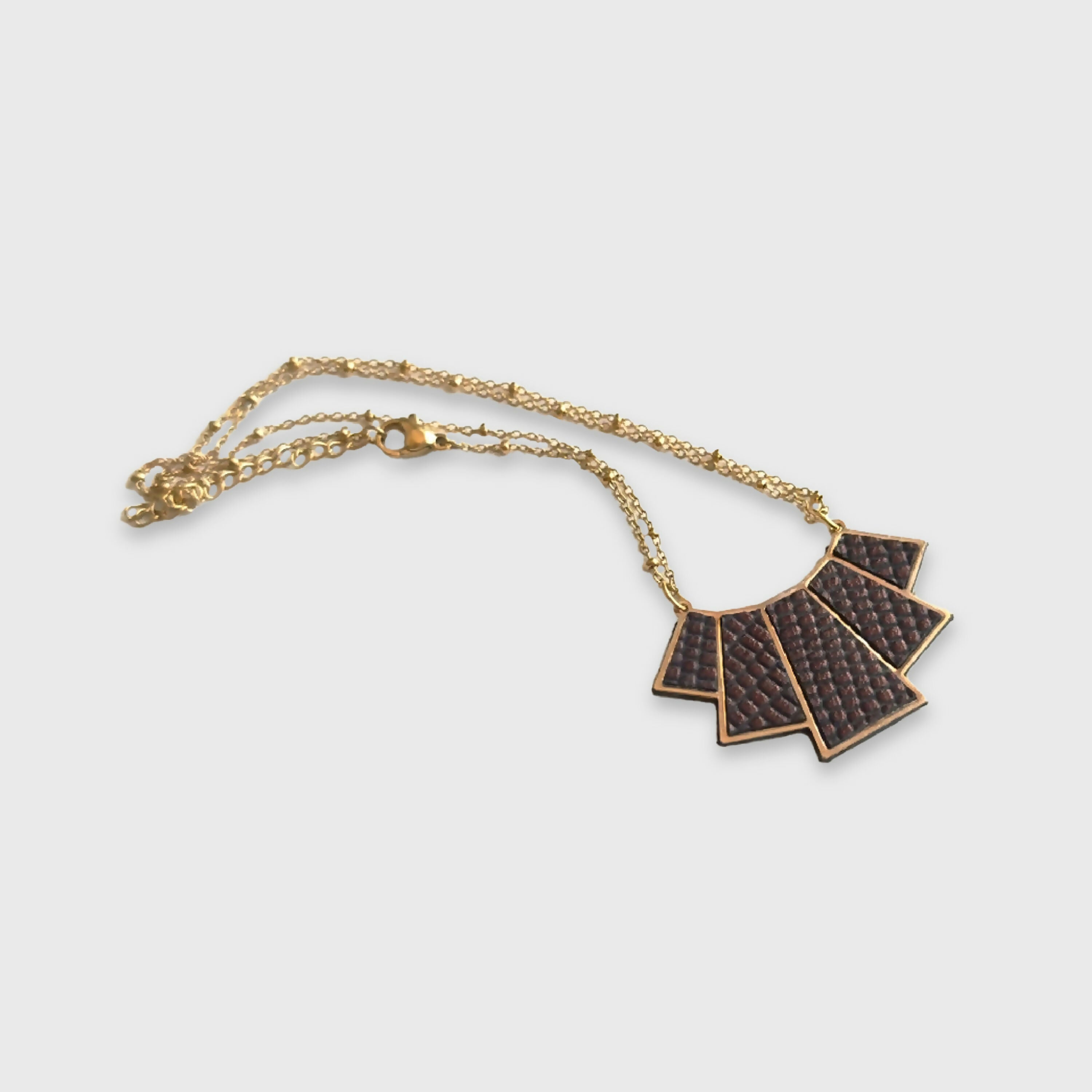 collier_art_deco_bordeaux_julie_troncin_maroquinerie copie | EMPREINTES Paris