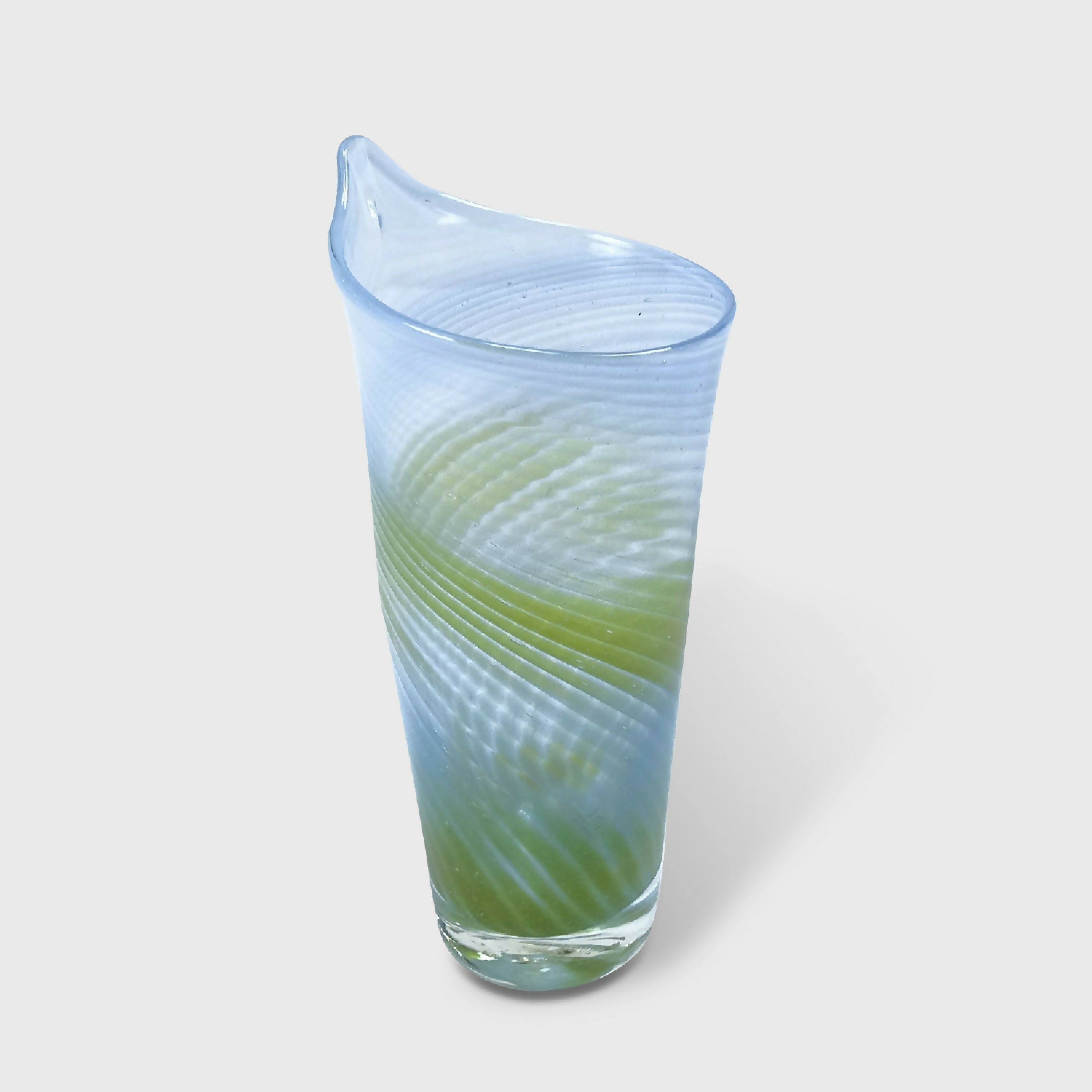 vase_arum_bleuvert_floriane_tourrilhes_souffleuse_de_verre copie | EMPREINTES Paris