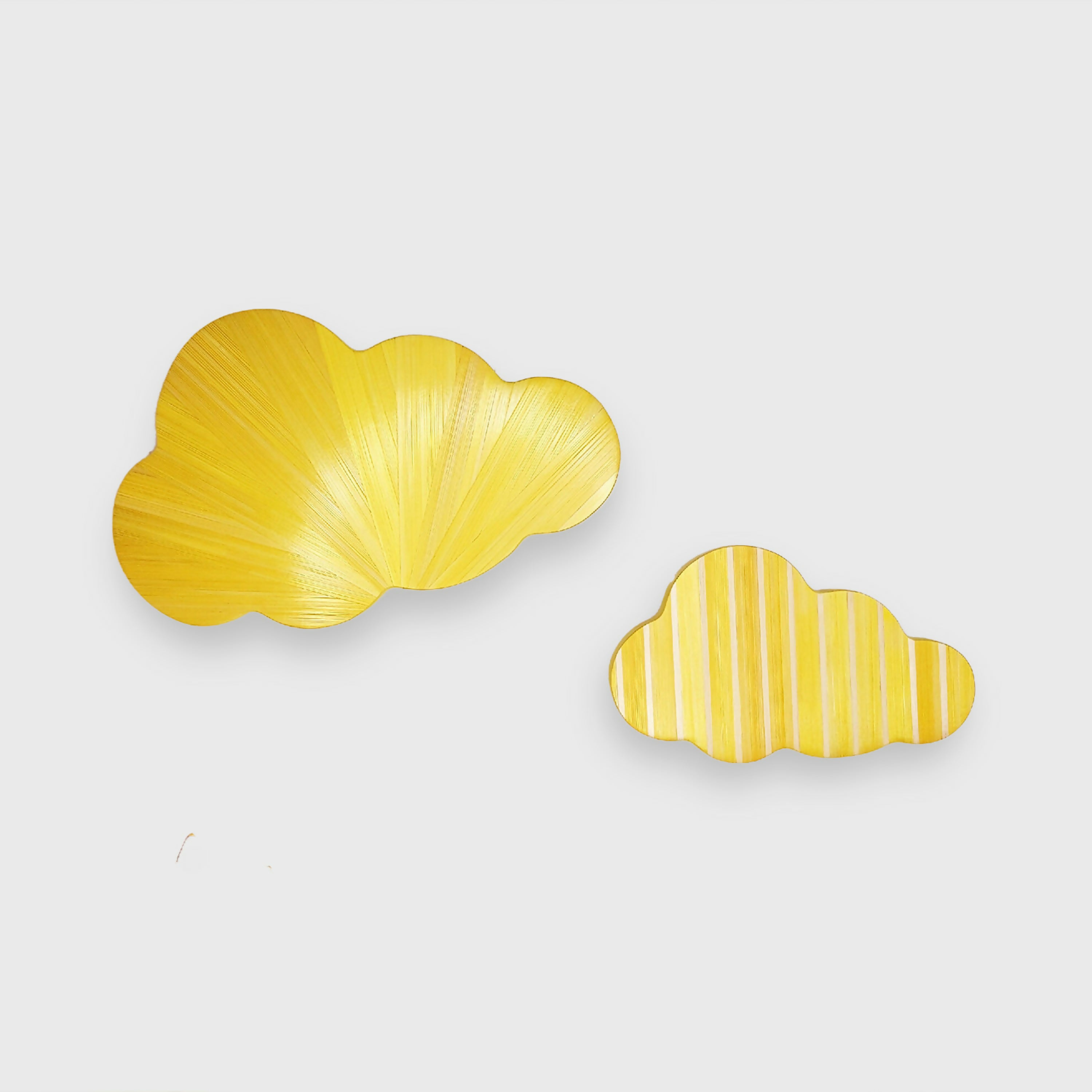 serie_pop_duo_de_nuages_en_marqueterie_de_paille_jaune_primaire_hop_studio copie | EMPREINTES Paris