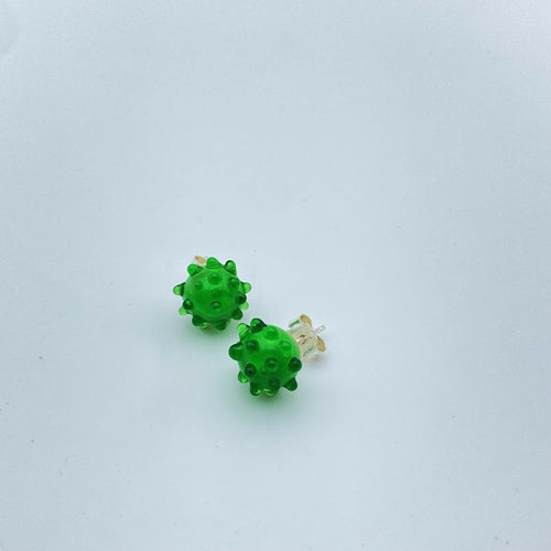 boucles_doreilles_puces_en_verre_vert_fonce_lathoumetie_helene copie | EMPREINTES Paris - EMPREINTES Paris