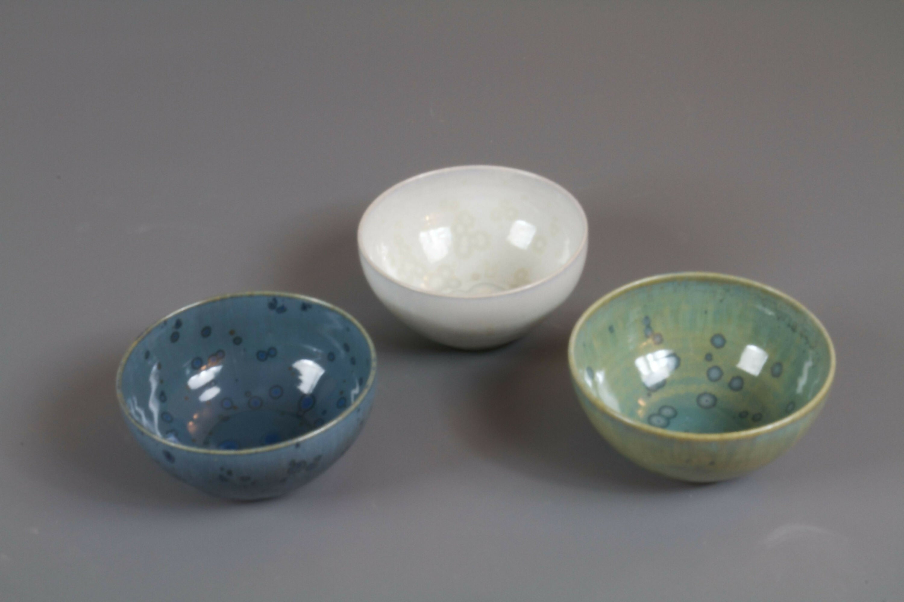 grande_tasse_a_expresso_arrondie_avec_emaux_de_cristallisation_ceramiques_atelier_ma copie | EMPREINTES Paris