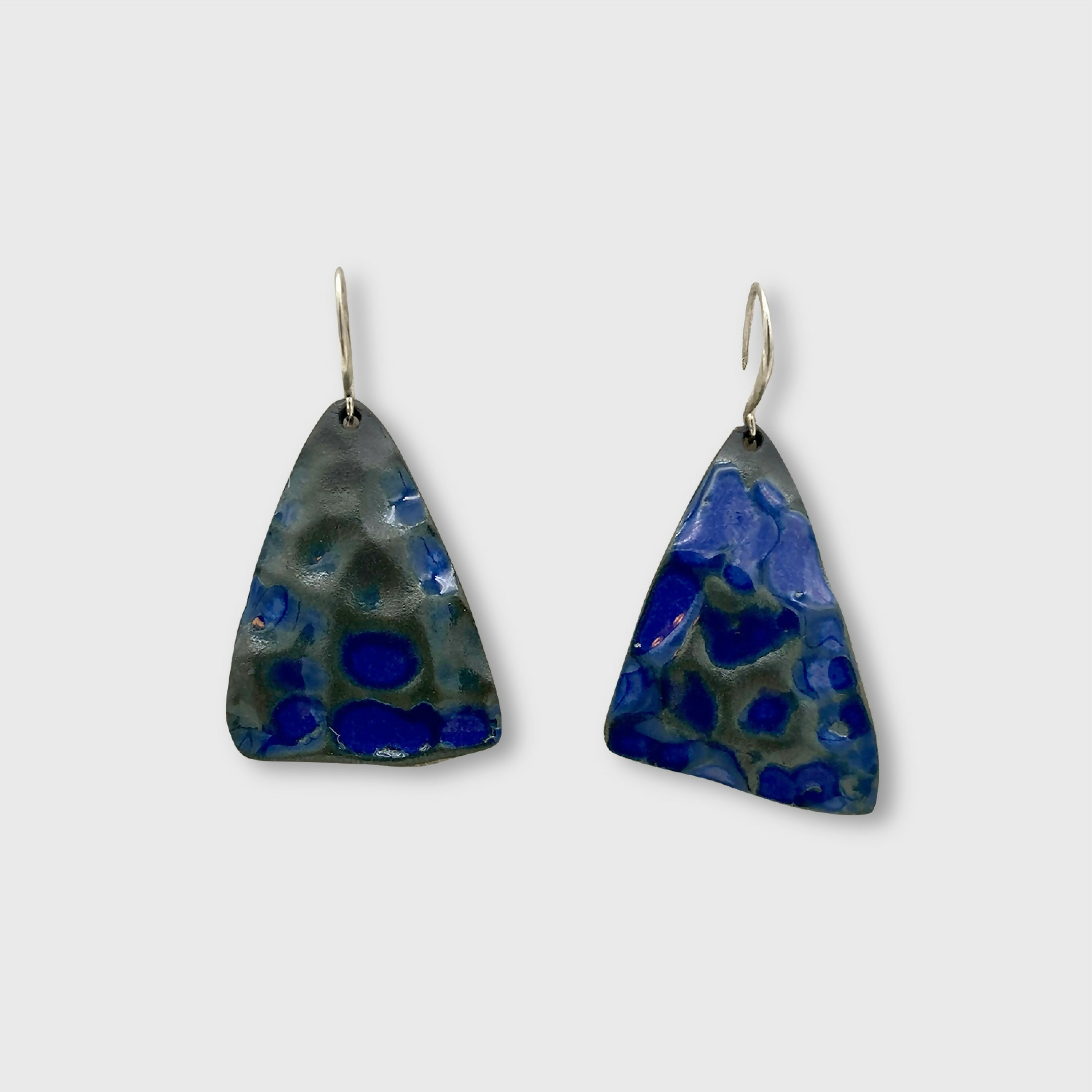 boucles_doreilles_pyramides_bleues_laure_neumann copie | EMPREINTES Paris