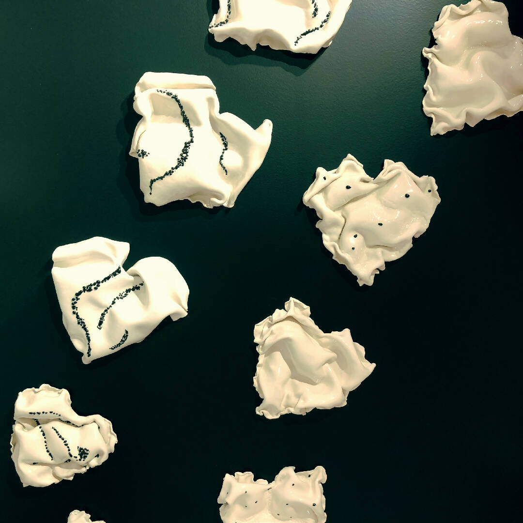 Bas relief tableau collection coeur porcelaine graphique 1 | EMPREINTES Paris | EMPREINTES Paris