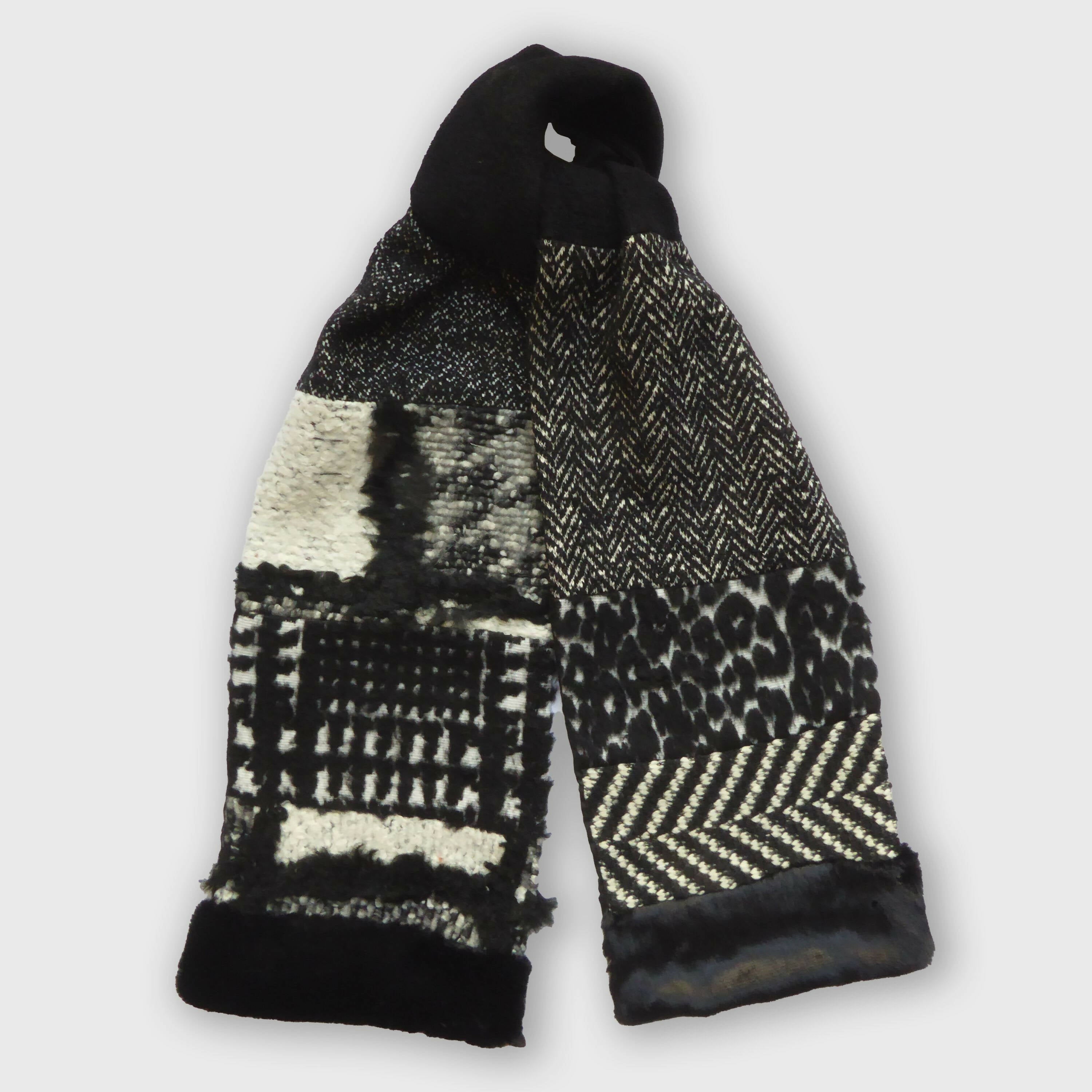 Écharpe hivernale femme-noir ecru | EMPREINTES Paris