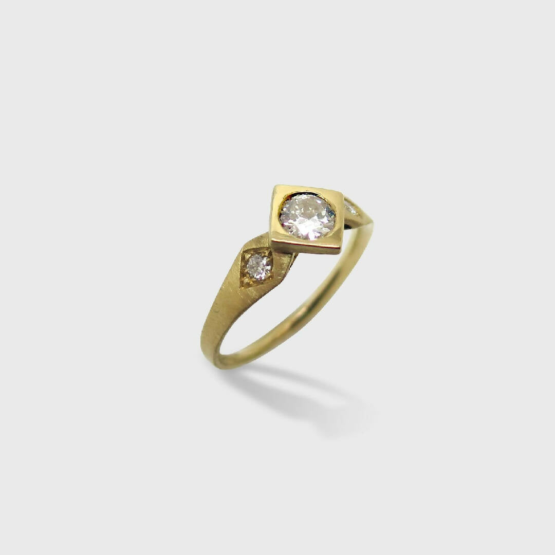 Solitaire carré sales