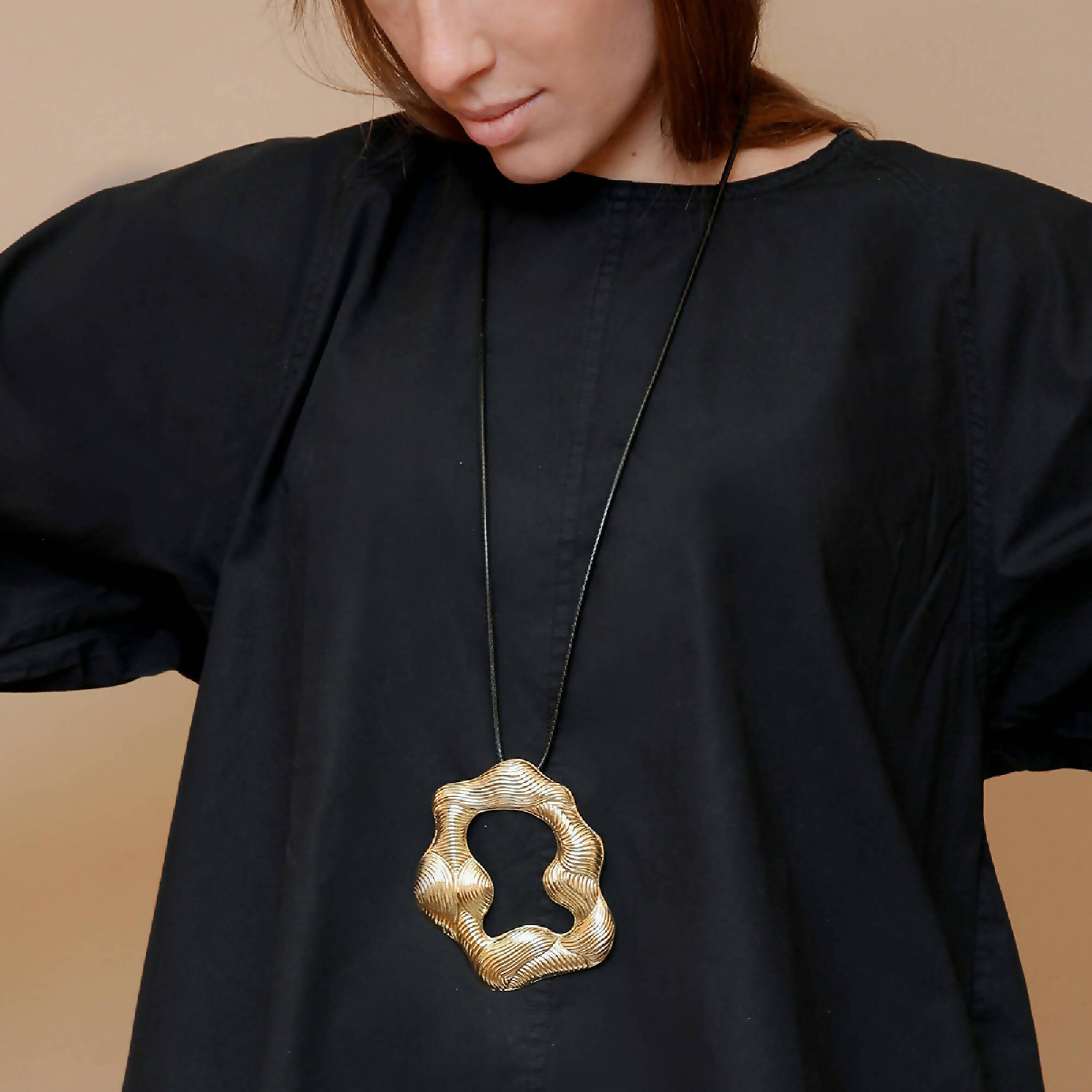 medaille_striee_grand_modele_florence_toneatti copie | EMPREINTES Paris