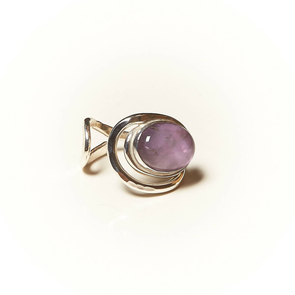 Bague VOLUPTIA en argent avec Améthyste. | EMPREINTES Paris
