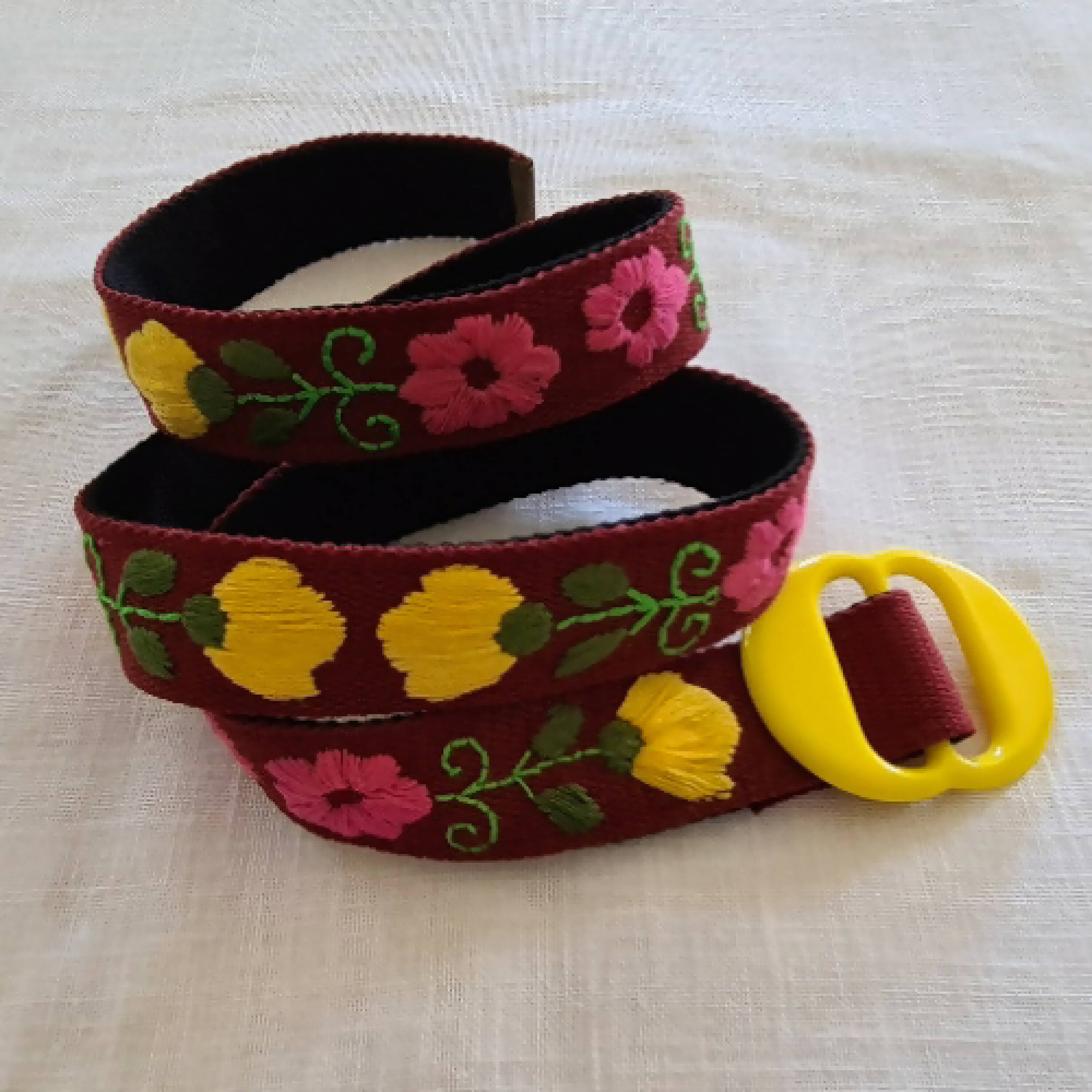 Ceinture boucle jaune | EMPREINTES Paris