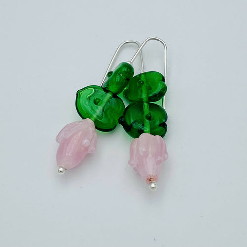 Boucles d'oreilles Printemps rose et vert foncé | EMPREINTES Paris - EMPREINTES Paris