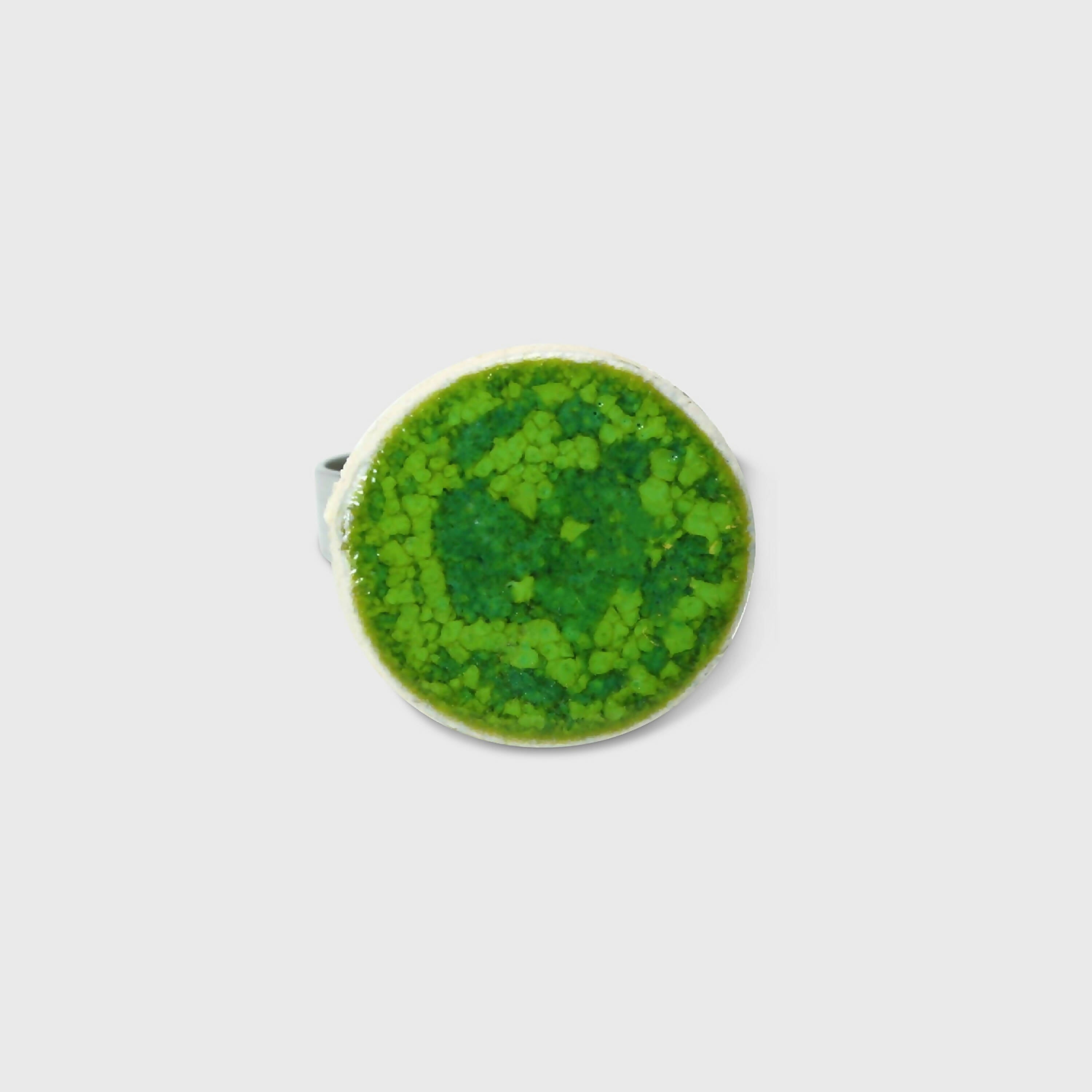 Bague ronde en céramique vert | EMPREINTES Paris