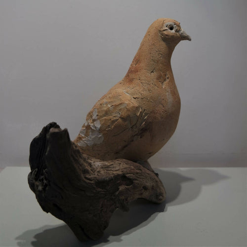 Sculpture Pigeon roux sur bois | EMPREINTES Paris - EMPREINTES Paris