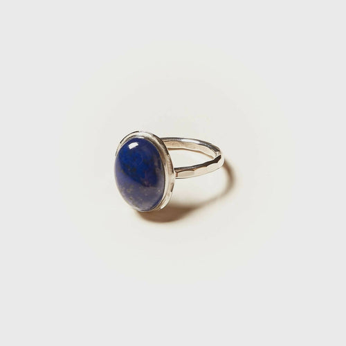 Bague GLAIA en argent avec un Lapis lazuli. | EMPREINTES Paris - EMPREINTES Paris