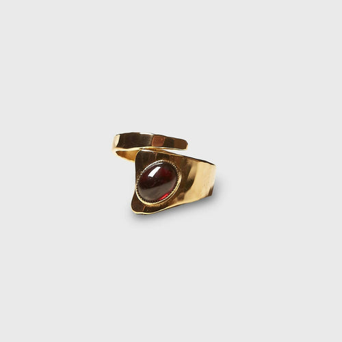 Bague ROMAE plaqué or avec un grenat | EMPREINTES Paris - EMPREINTES Paris