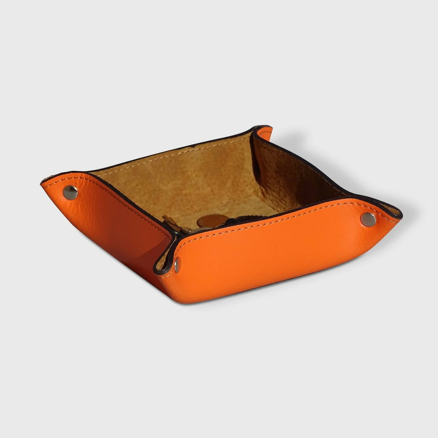 Vide-poche carré en cuir orange | EMPREINTES Paris