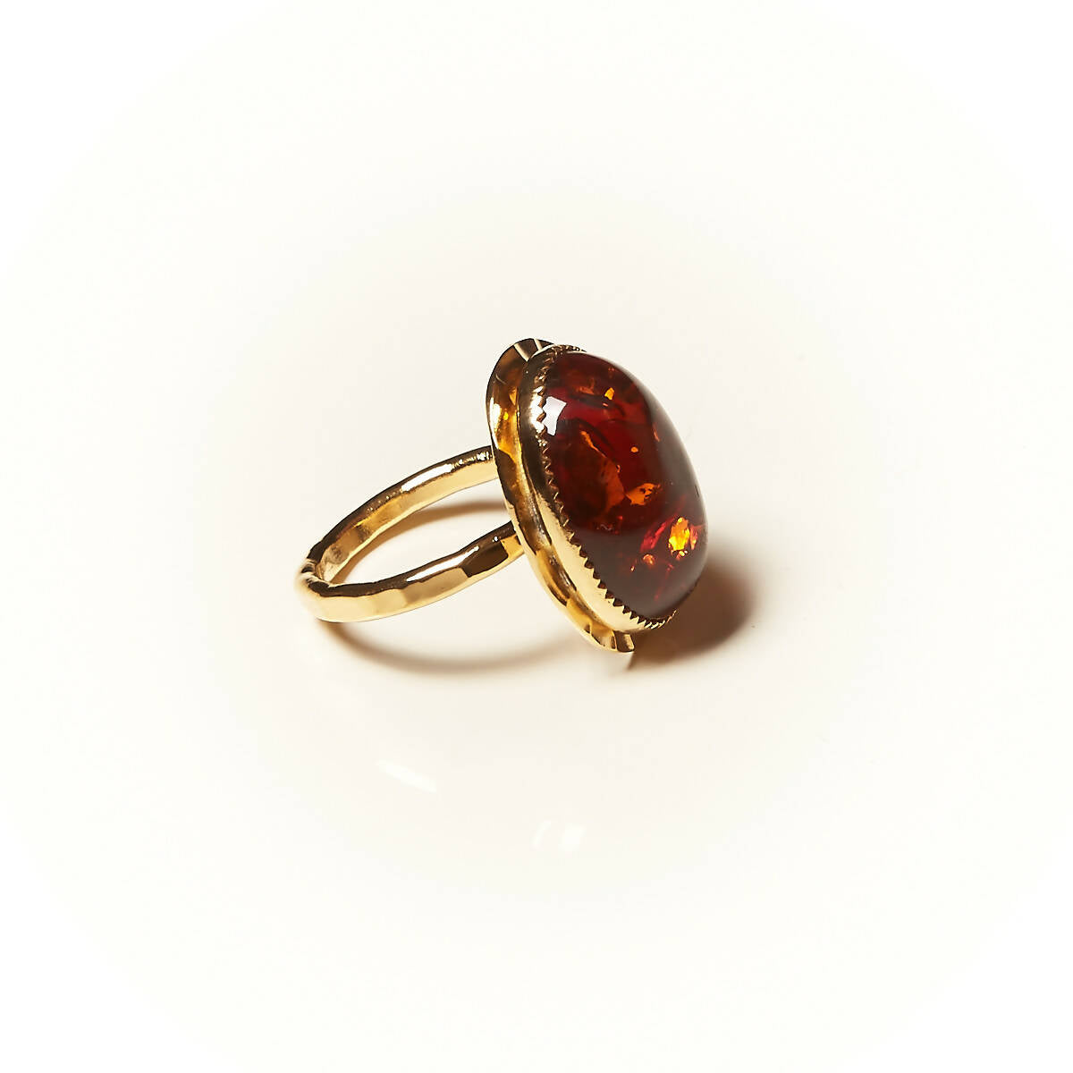 Bague ROSAIA plaqué or avec une ambre. | EMPREINTES Paris