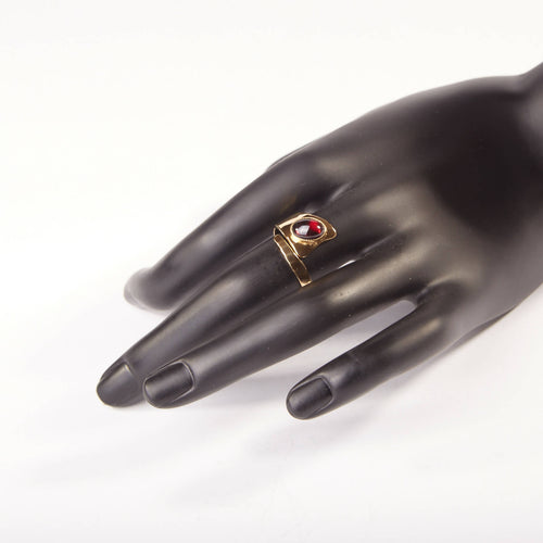 Bague ROMAE plaqué or avec un grenat | EMPREINTES Paris - EMPREINTES Paris