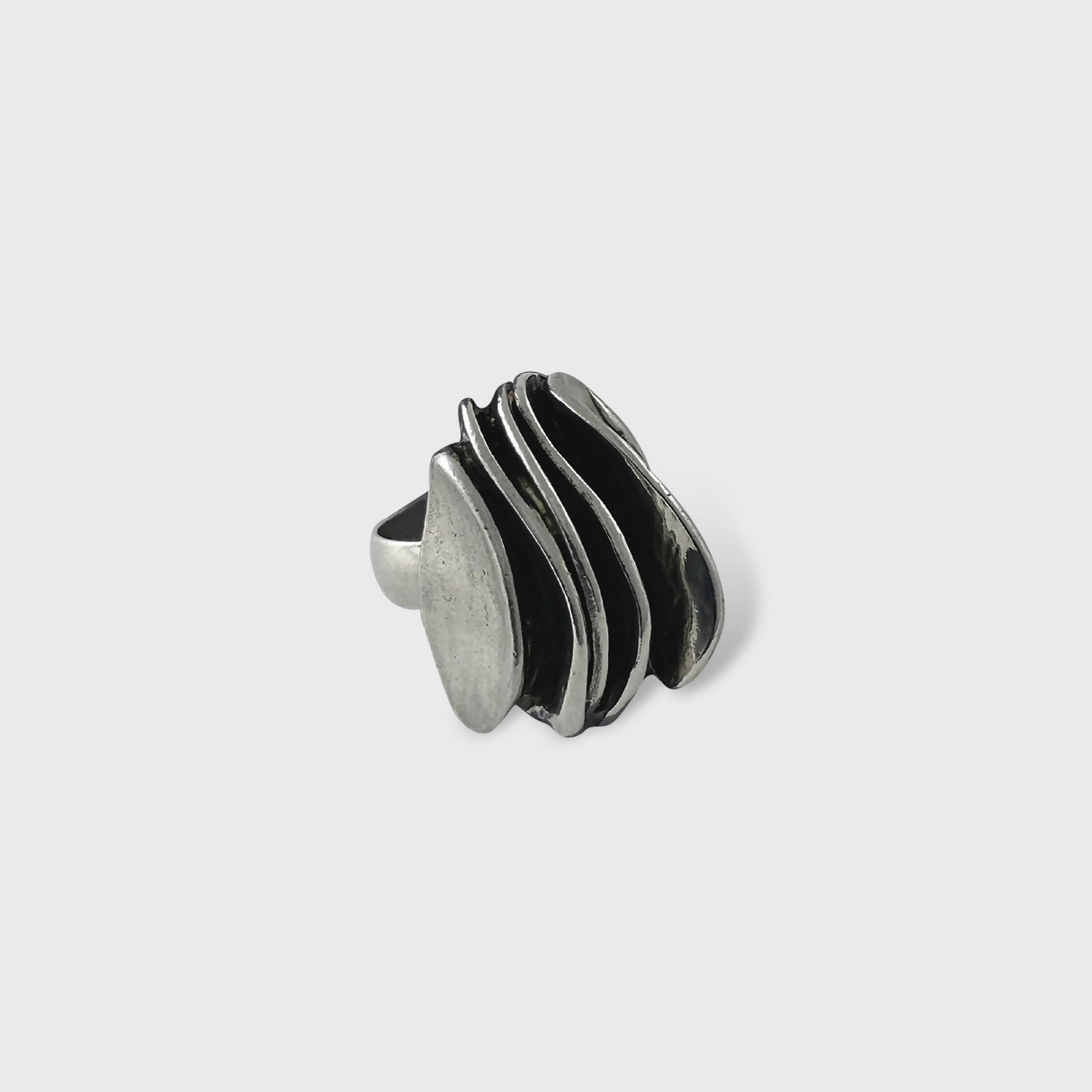 Bague réglable en étain argentée 3 | EMPREINTES Paris