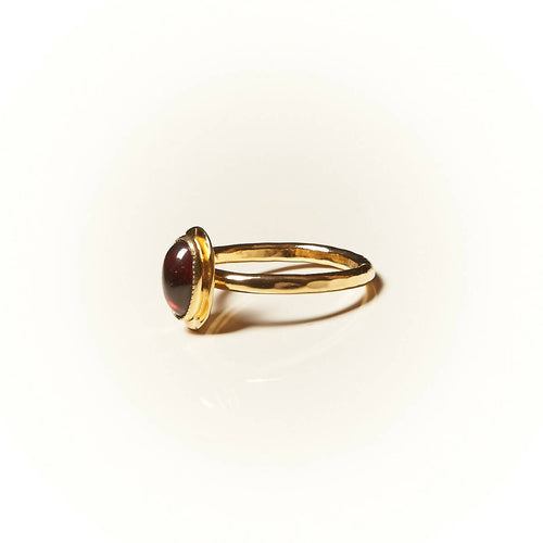 Bague CLASSICA plaqué or avec un grenat. | EMPREINTES Paris - EMPREINTES Paris