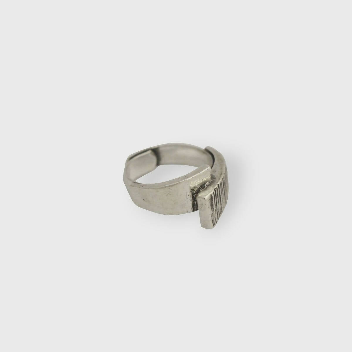 Bague réglable en étain argentée 11 | EMPREINTES Paris