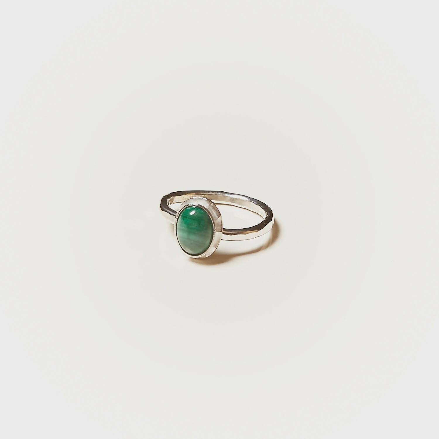 Bague CLASSICA en argent avec une malachite. | EMPREINTES Paris