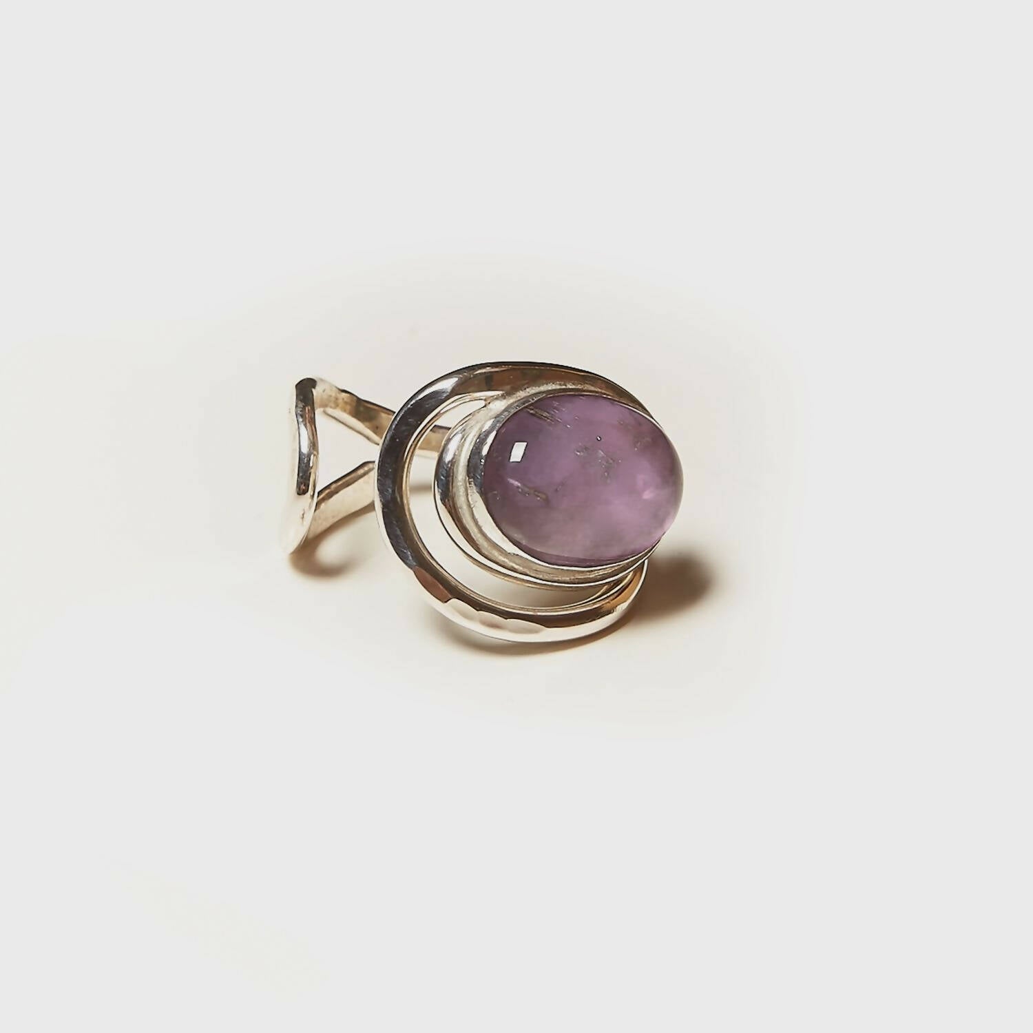 Bague VOLUPTIA en argent avec Améthyste. | EMPREINTES Paris