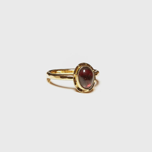 Bague CLASSICA plaqué or avec un grenat. | EMPREINTES Paris - EMPREINTES Paris