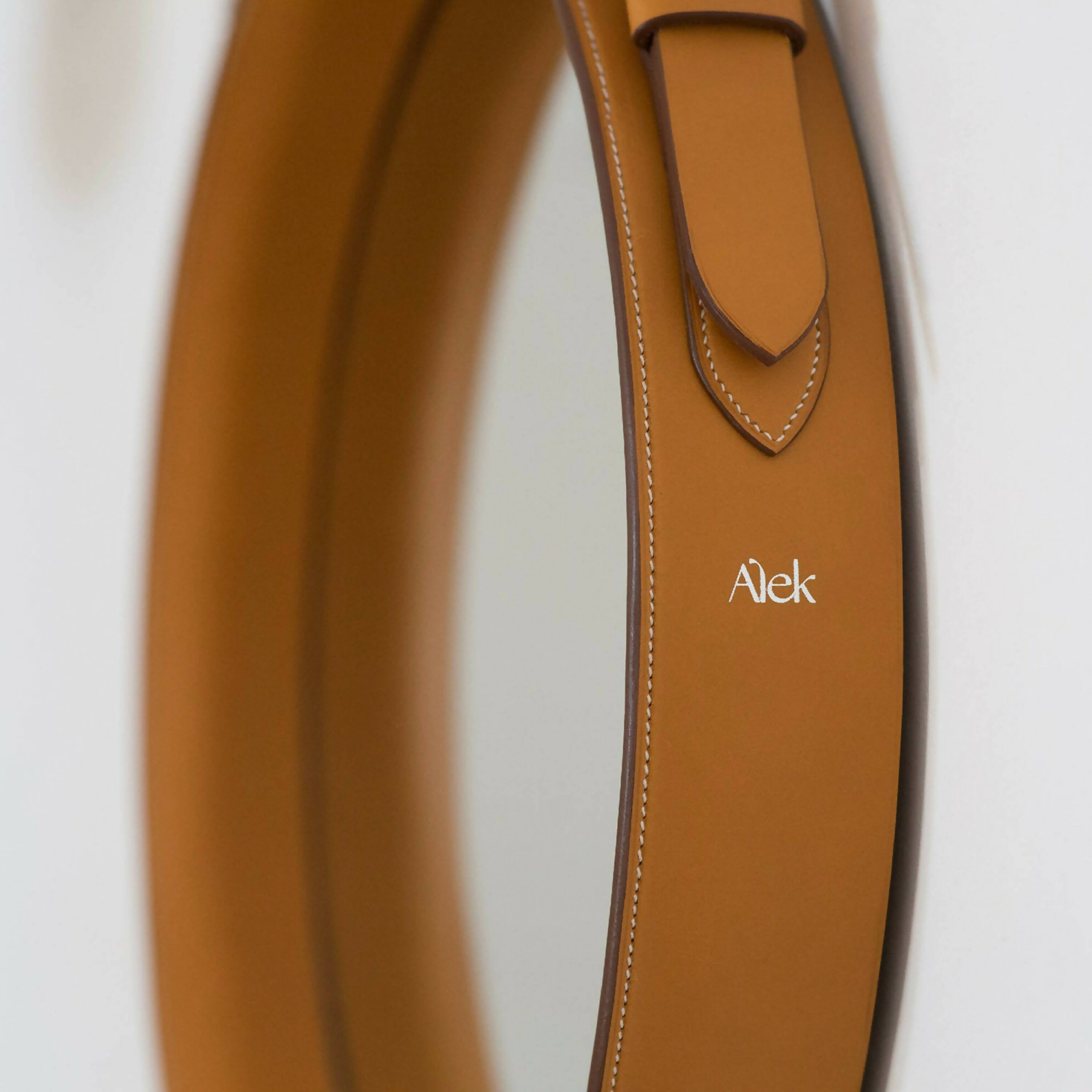 Miroir Alek cuir marron clair | EMPREINTES Paris | EMPREINTES Paris