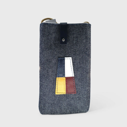 poche_telephone_nautic_–_pennant_n°_9_sylvie_strohl | EMPREINTES Paris - EMPREINTES Paris