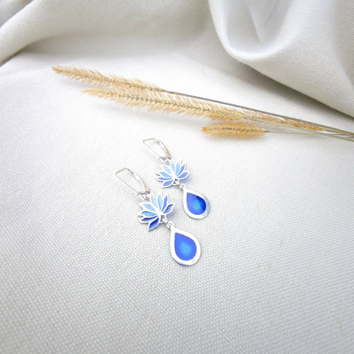 Les Lotus bleus- Boucles d'oreilles en émail | EMPREINTES Paris - EMPREINTES Paris