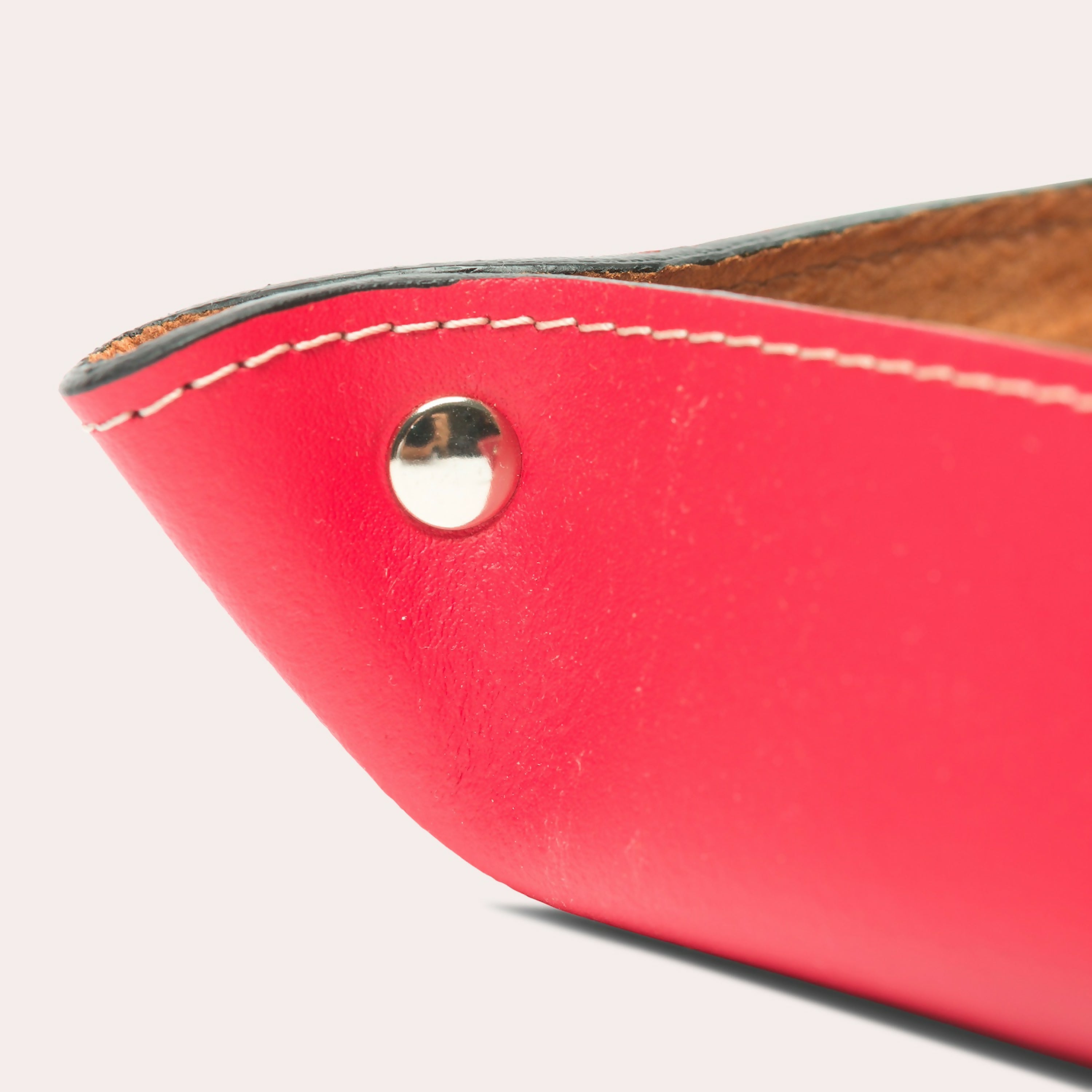 vide_poches_en_cuir_rouge_midipy copie | EMPREINTES Paris