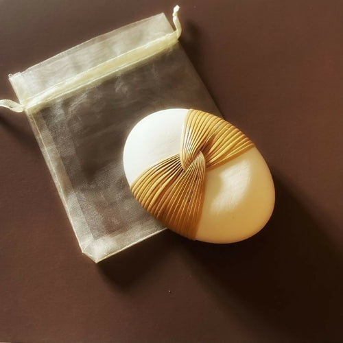 Galet à parfumer drapé | EMPREINTES Paris - EMPREINTES Paris