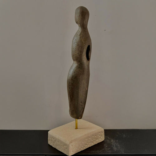 Figurine 9 en pierre calcaire de Crazannes/Thénac | EMPREINTES Paris - EMPREINTES Paris