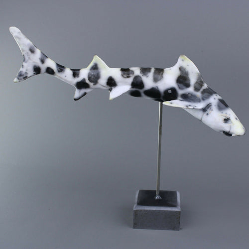 sculpture_requin_leopard_en_raku_nu_sara_grace_wevill copie | EMPREINTES Paris - EMPREINTES Paris