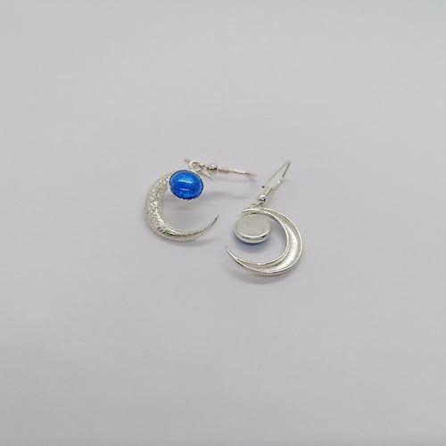 Boucles d'oreilles Lune bleue en émail sur feuille d'argent | EMPREINTES Paris - EMPREINTES Paris
