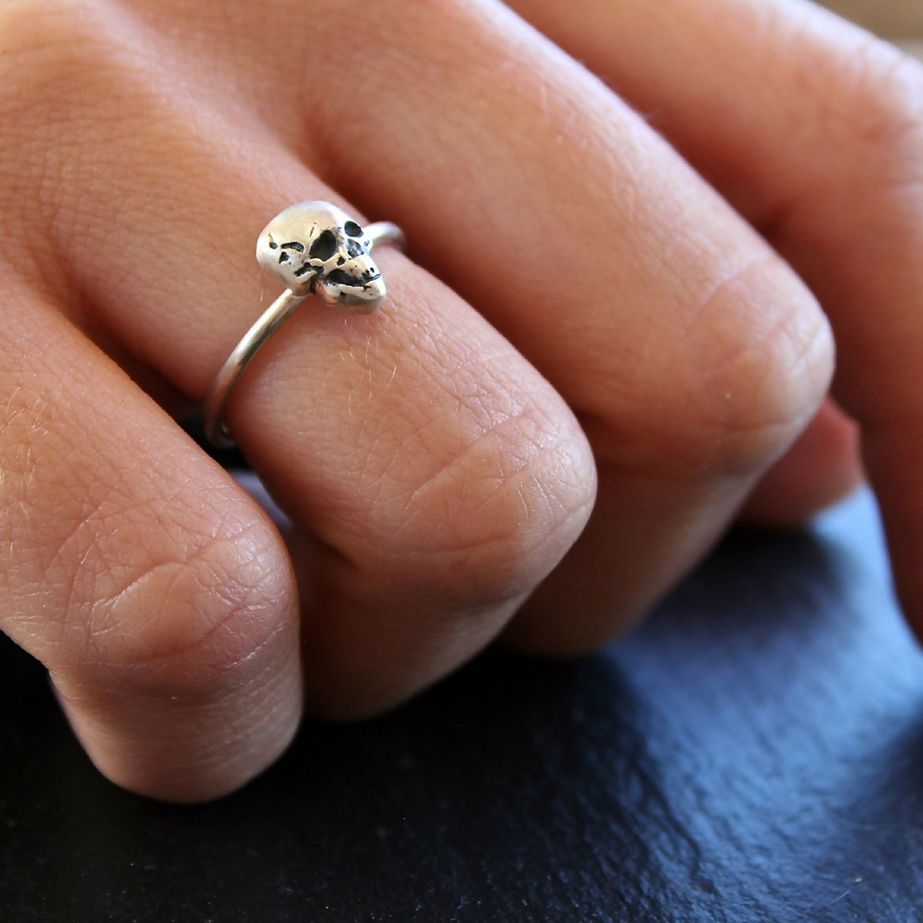 bague_tete_de_mort_en_argent_925_a_part_bijoux | EMPREINTES Paris