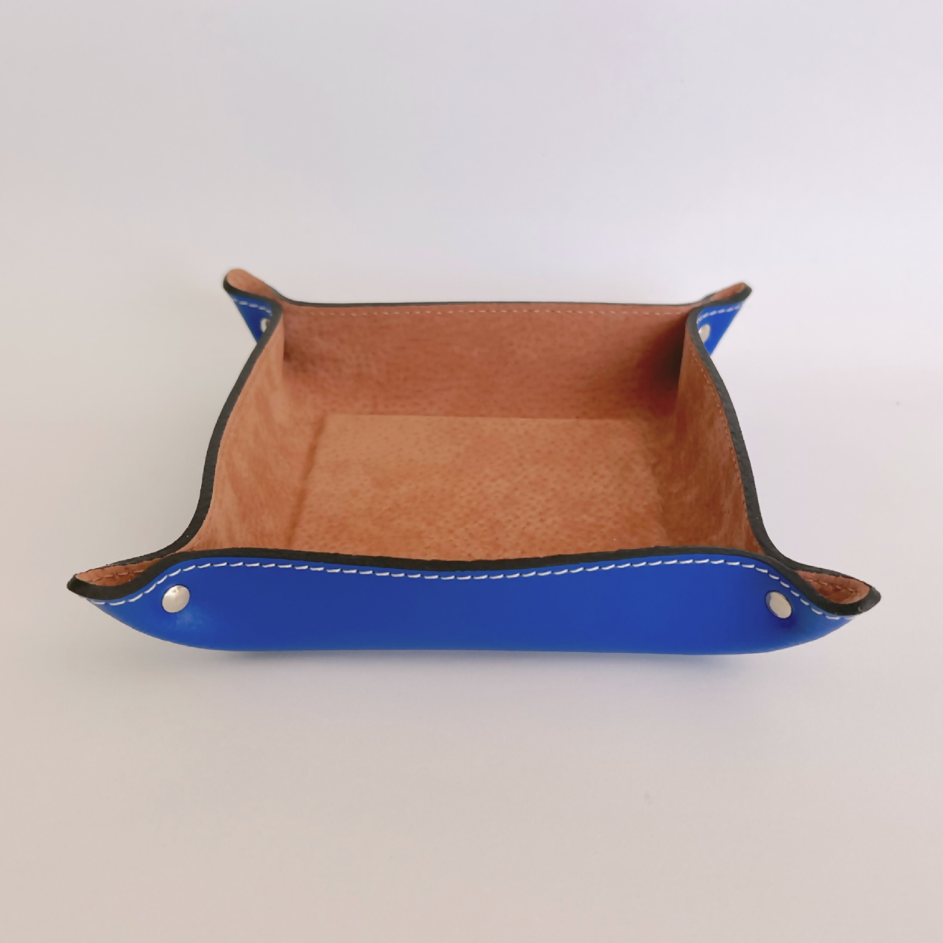 vide_poche_carre_en_cuir_bleu_mediterranee_midipy copie | EMPREINTES Paris