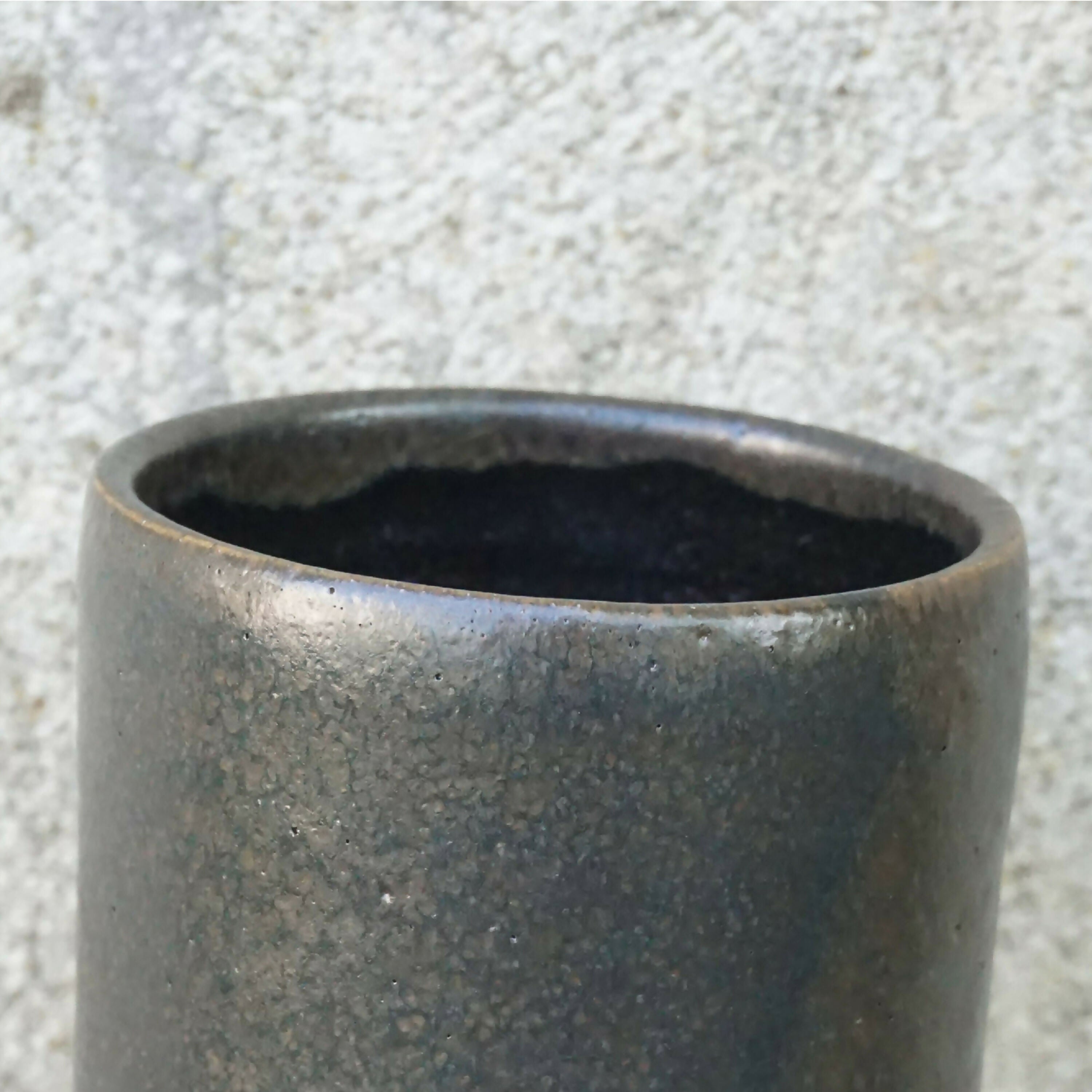 vase_cylindrique_terre_denvies copie | EMPREINTES Paris