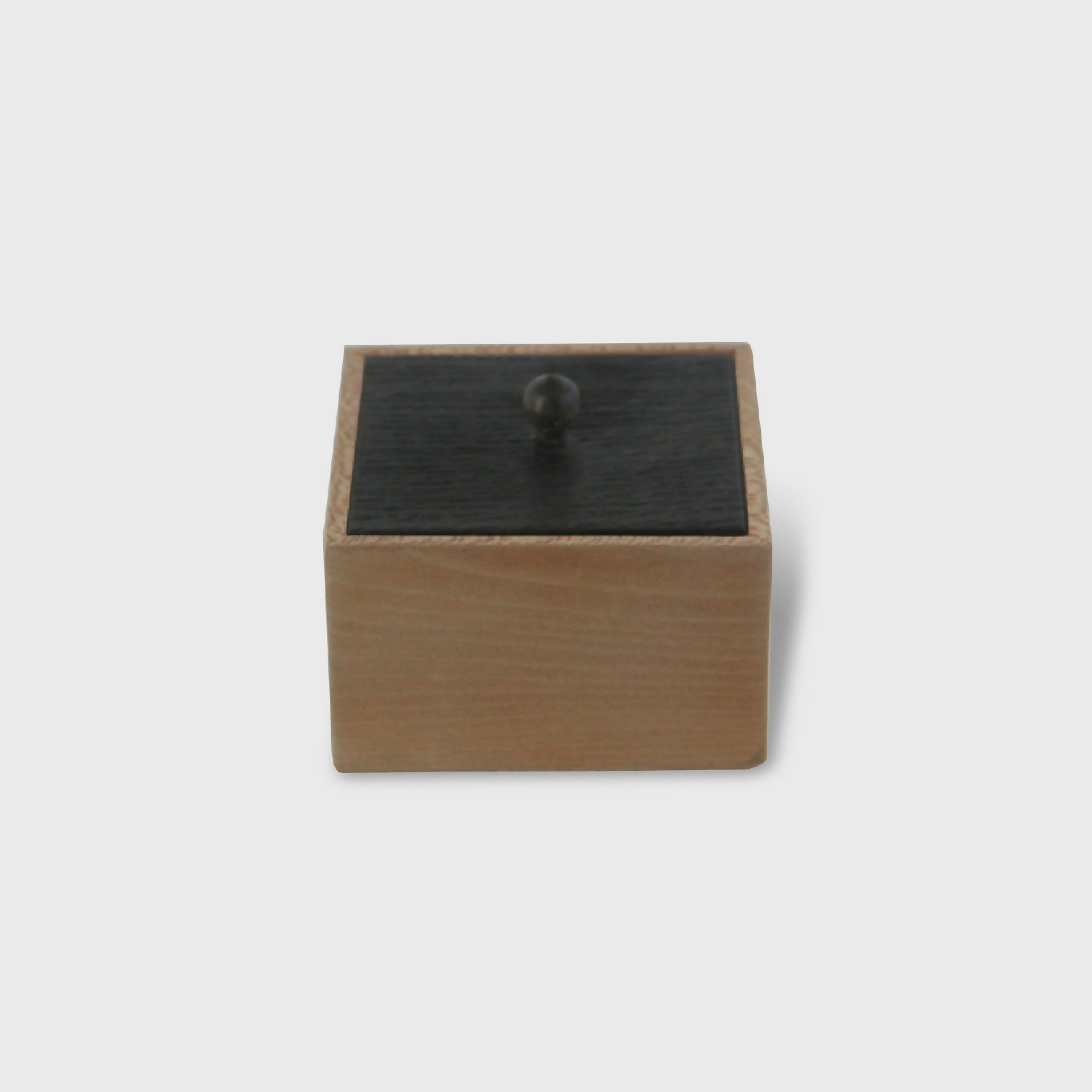 coffret_en_platane_et_chene_ebonise_remi_boutillon copie | EMPREINTES Paris