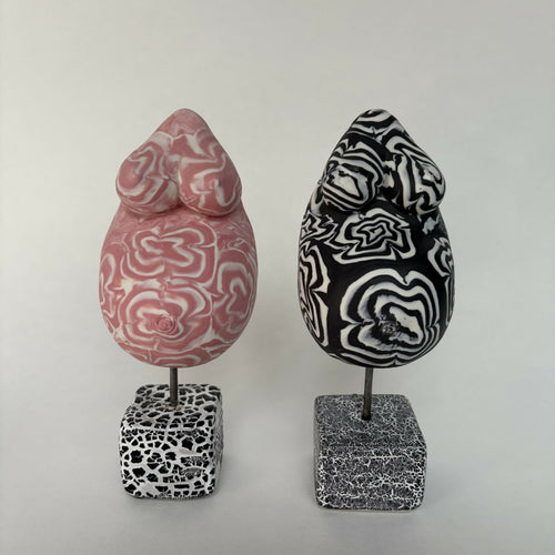 Sculpture femme enceinte nériage porcelaine noir et blanc | EMPREINTES Paris - EMPREINTES Paris