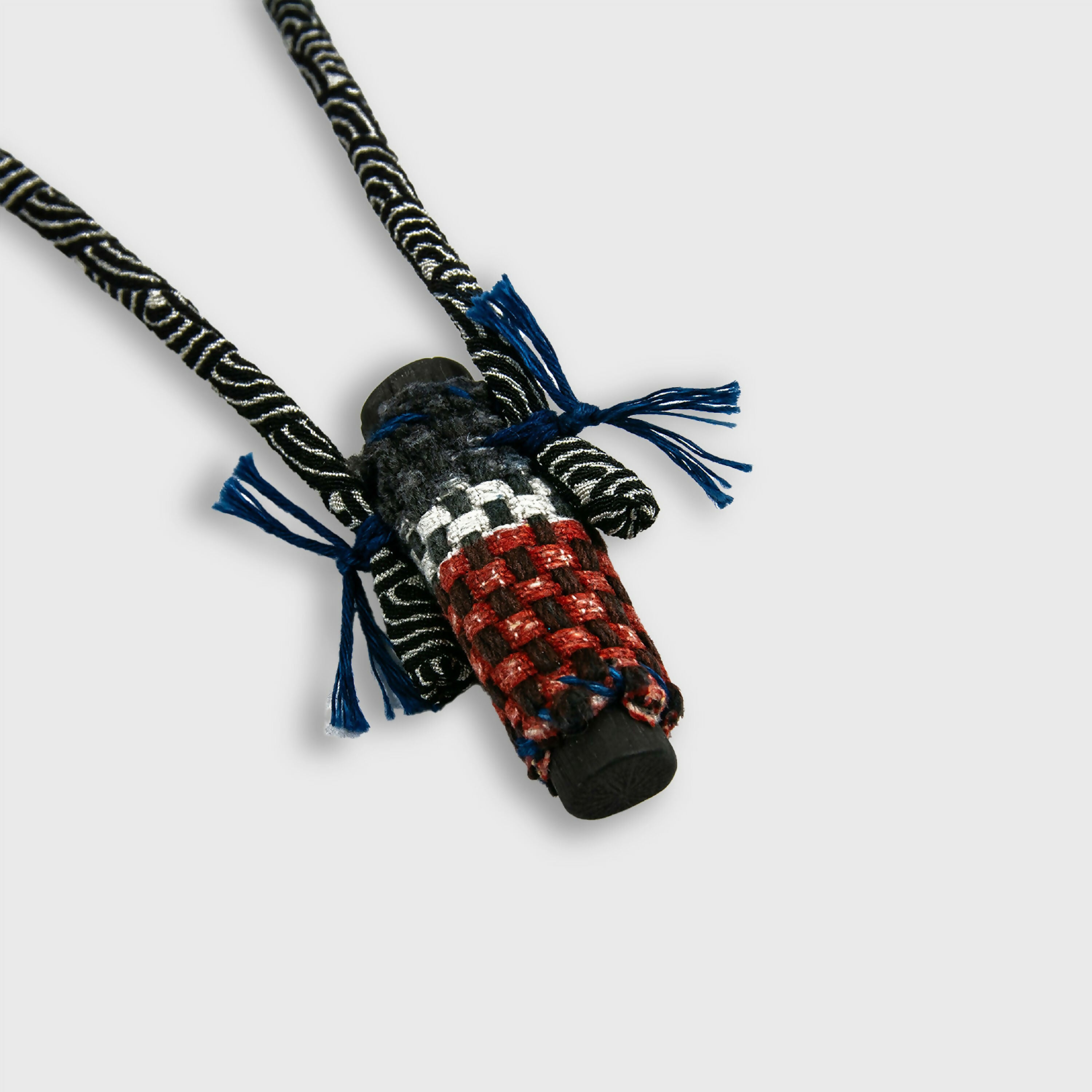 sautoir_kofu_mini_eda_hikeshi_charcoal_eskimeit copie | EMPREINTES Paris