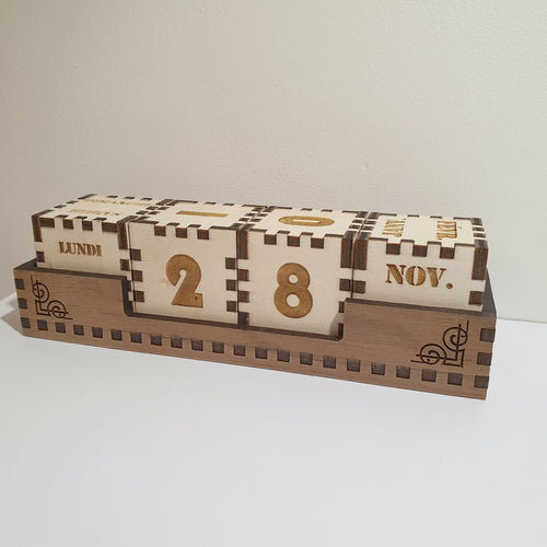 calendrier-perpetuel-en-bois-l-atelier-du-mercantour-bernard-caillet1669707013-57181-1 copie | EMPREINTES Paris - EMPREINTES Paris