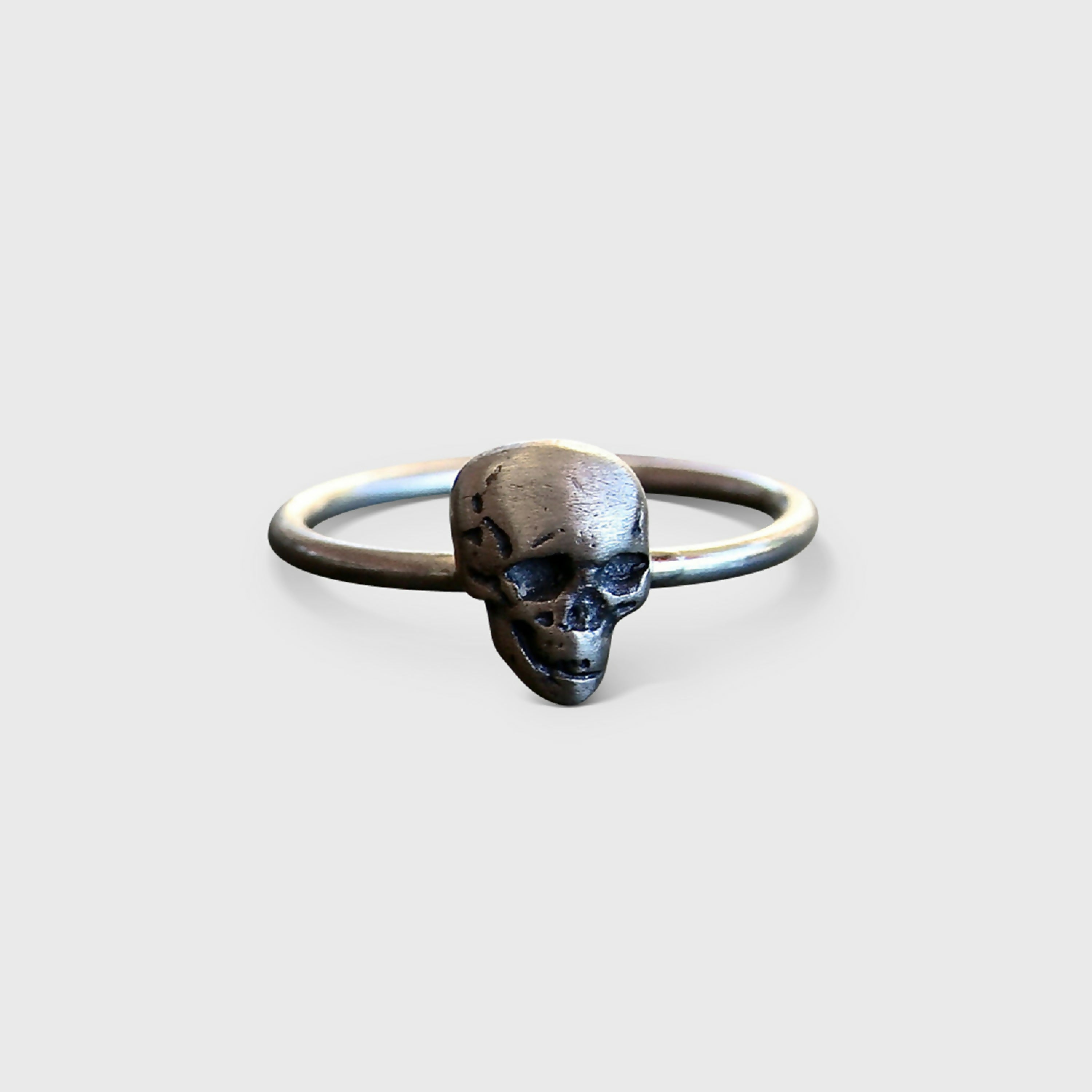 bague_tete_de_mort_en_argent_925_a_part_bijoux | EMPREINTES Paris