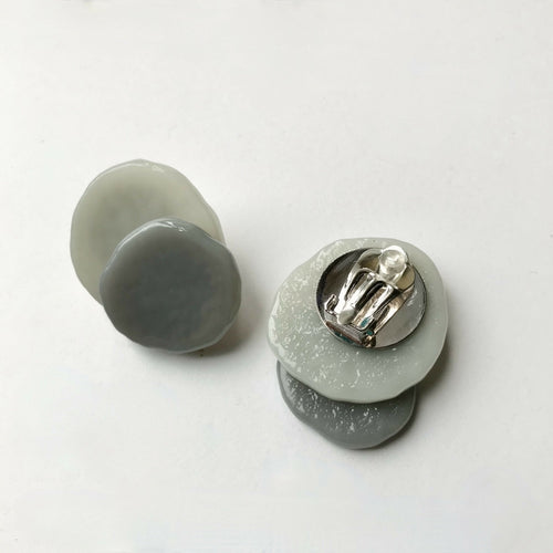 boucles_ricochet_gris_beige_mari_et_femme copie | EMPREINTES Paris - EMPREINTES Paris