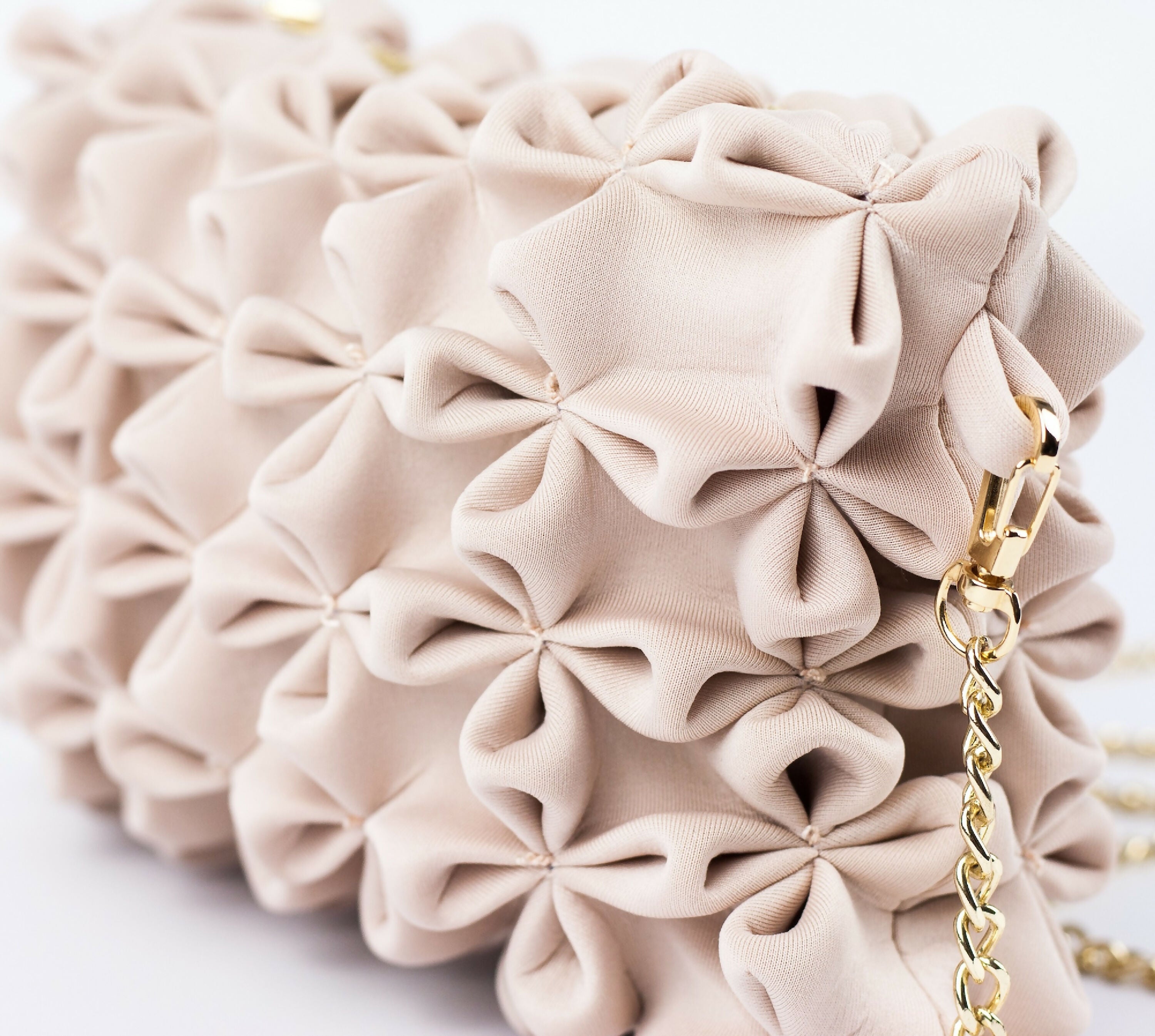 pochette_neosmock_inversee_beige_floriane_schmitt_studio-Photoroom copie | EMPREINTES Paris