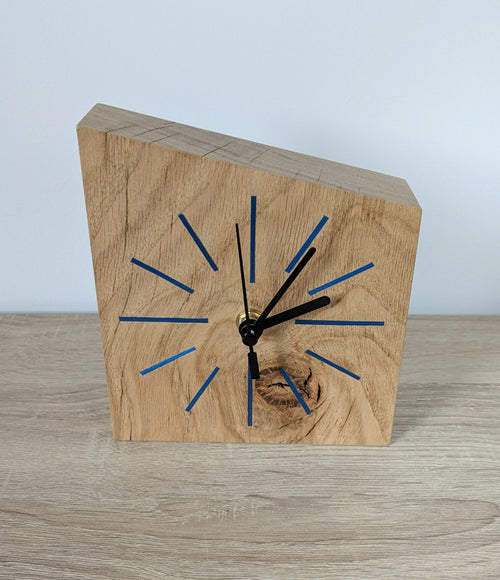 Horloge de bureau en Chêne massif et Marqueterie de paille Bleu Roi | EMPREINTES Paris - EMPREINTES Paris